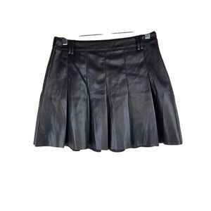 Hello Kitty X Forever 21 Women Mini Skirt Medium Faux Leather Goth Skater Pleats